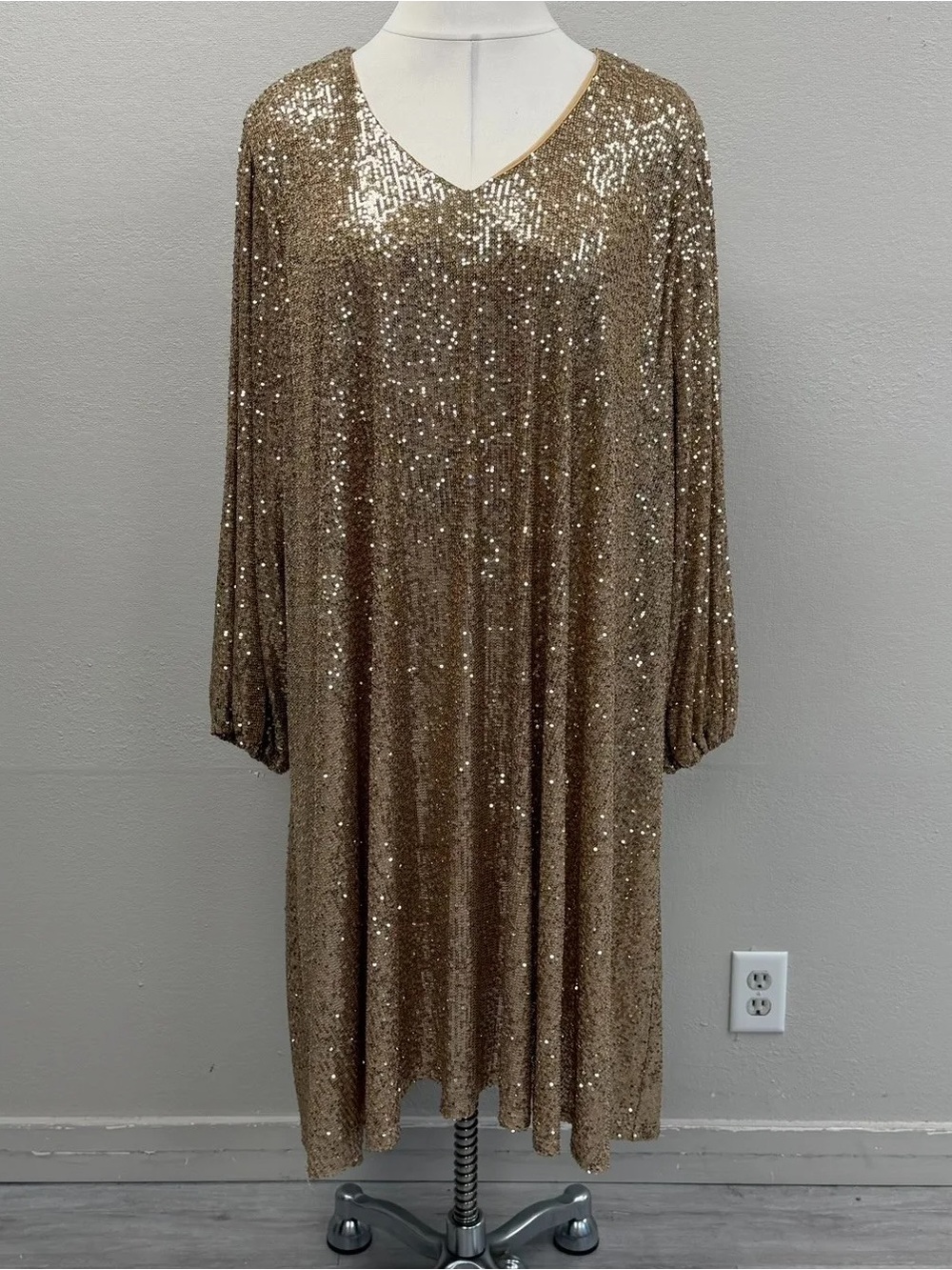 Roaman's Gold Sequin Long Sleeve Dress - Size 34